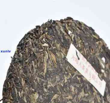 西双版纳老班章普洱茶价格，2007年云南勐海西双版纳老班章茶饼与烟的价格