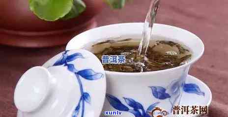 普洱茶用热水还是用水泡好：探究泡茶方式