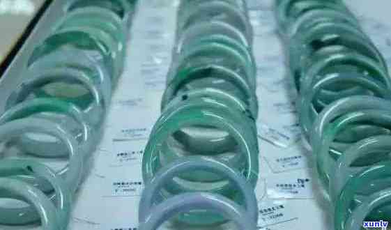 阳江地区天然翡翠手镯价格参考：包括批发与回收信息