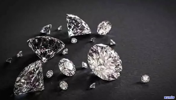 钻石与玉石：价值比较与选择指南