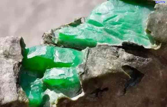 长沙河床中的宝石探秘：玉石与翡翠的产地及市场现状