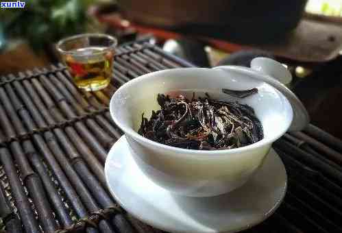 探索茶叶世界：红茶、绿茶与普洱的味觉之旅