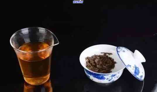 普洱茶水放久变黑绿：正常现象还是质量问题？能否饮用？