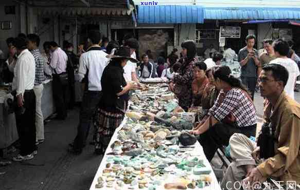郑州翡翠市场概览：探寻河南地区的优质玉石购物之地