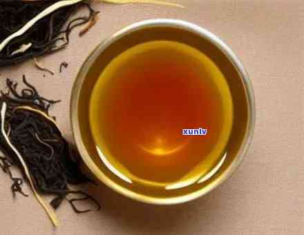 金丝滇红茶的健益处：功效、作用与医生推荐的普洱茶区别