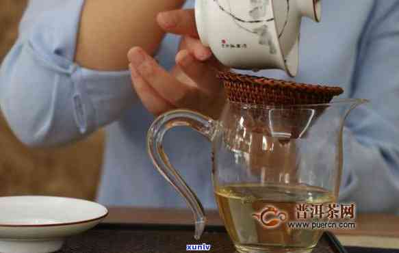 普洱茶醒茶：如何选择合适的容器以保持其口感与风味