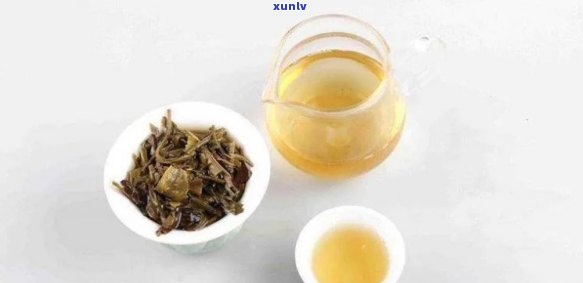 三伏天里，普洱茶与白茶的比较：哪种更适合天？