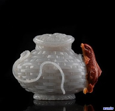 西安鱼篓玉石摆件：精美工艺品，收藏佳品