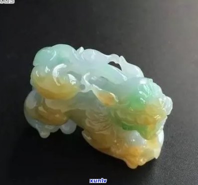 翡翠貔貅：揭秘招财进宝的神奇寓意与象征意义