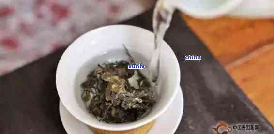 普洱茶一天喝多少毫升合适？女性喝多少？每天喝多少ml最合适？