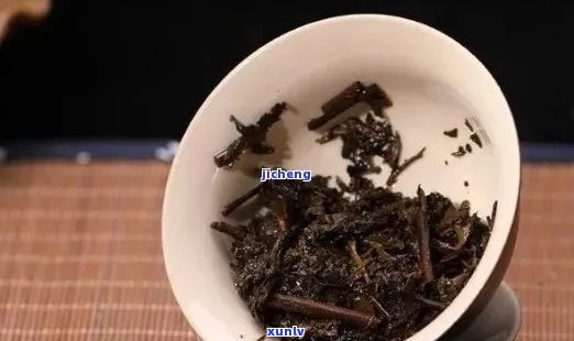 碎普洱茶的冲泡与品尝：破碎茶片仍可享受美味