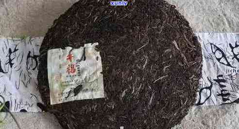 云南普洱茶1000克手工精选饼：一款滋味浓、回味悠长的茶叶佳品