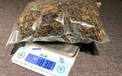 探究普洱茶的重量与品质之间的关系：为什么一饼普洱茶的重量并非唯一标准？