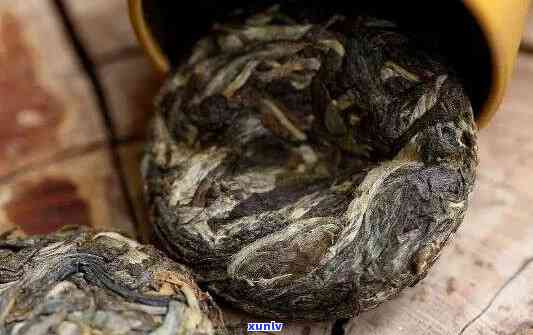 20年普洱茶饼多少钱一个：价格表与价值解析