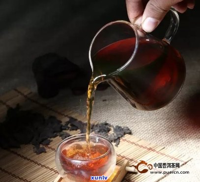 普洱茶水味重是怎么回事：如何解决普洱茶水味过重问题