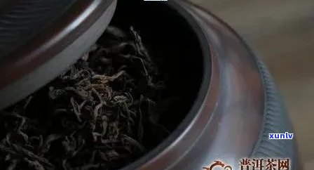 普洱茶存放的茶叶罐类型：什么样的茶叶罐最适合存普洱茶？