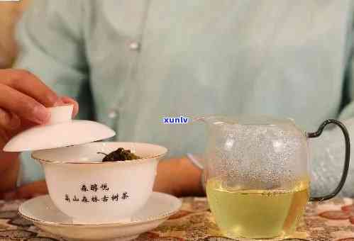 探索仲与茶的奇妙融合：如何泡制一杯充满活力的茶饮？