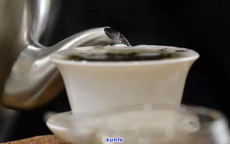 普洱茶冲泡的水：度与不同种类普洱茶的搭配建议