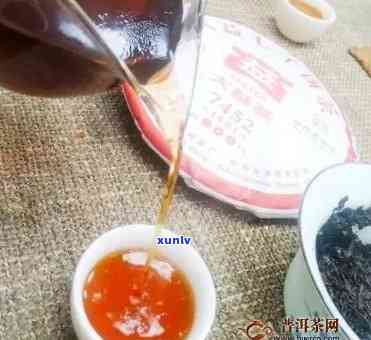 红带普洱茶7542生茶饼： 红丝飘香，品红带普洱的醇厚之美