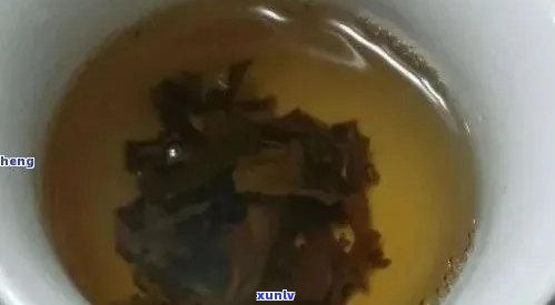 普洱茶有沉淀正常吗？有沉淀物的普洱茶还能喝吗？