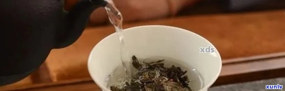 普洱茶冲泡的正确度和 *** ：什么度的水最适合普洱茶？