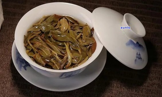 '吃阿奇能喝普洱茶吗：女性、小孩、阿奇霉素与茶的相互作用'