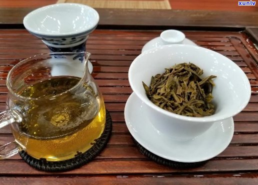 新 冬日暖阳下，品味冬天的之一杯普洱茶的美好