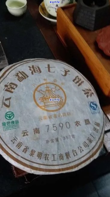 八角亭普洱茶7540:年份，陈化，口感，品鉴与价格比较分析