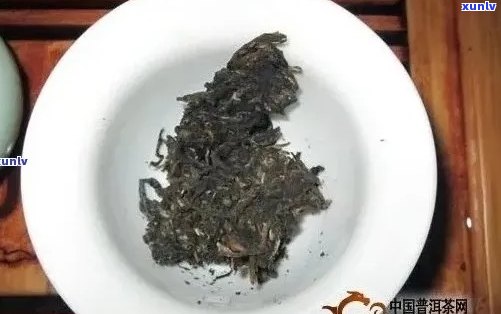 普洱茶的独特味道：如何避免臭鸡屎味并享受其陈化潜力