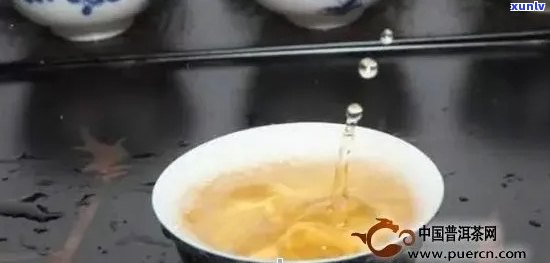 普洱茶水面上一层：如何处理以及其对茶叶品质的影响？