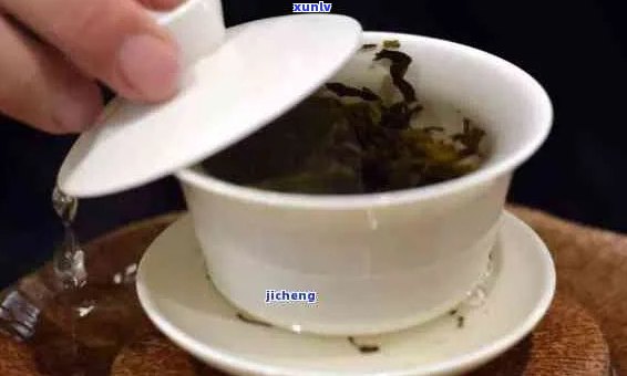 如何有效地清洗普洱茶瓷杯，让茶香更浓