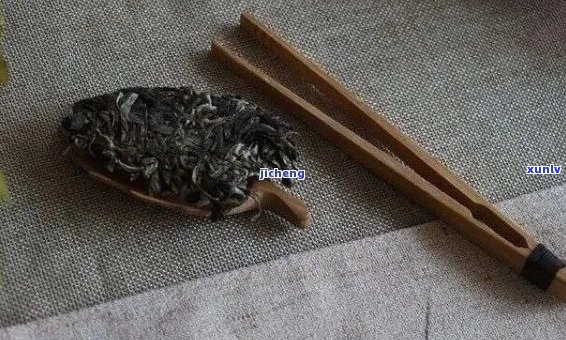 普洱茶长方形如何撬