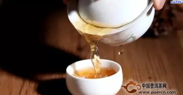 从选购到冲泡：全面掌握普洱茶的品饮技巧与 *** 