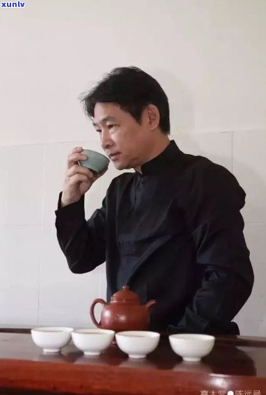 云鹏泡茶喝茶，品味茶香人生