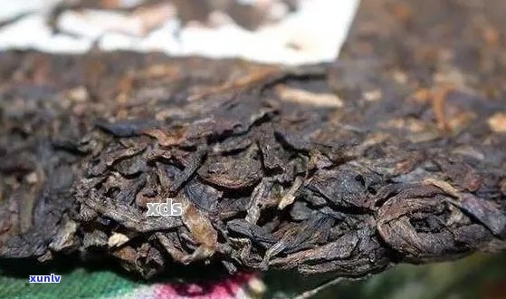 三十年陈普洱茶：品鉴、保存与选购指南，了解其独特价值与风味