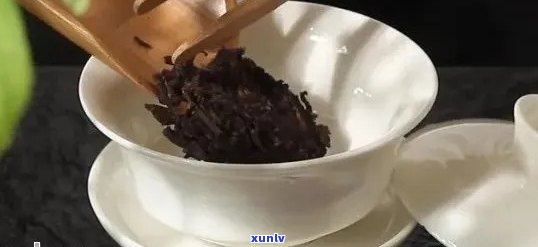 普洱茶与奶茶搭配：可以一起熬制吗？如何 *** 口感的普洱奶茶？