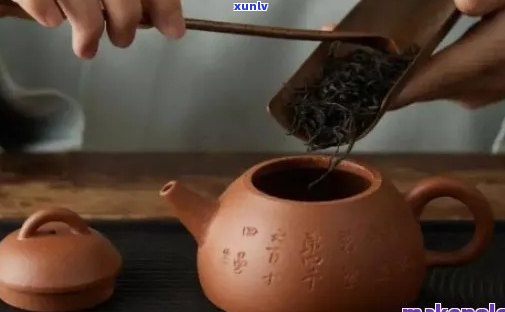 降坡泥适合泡普洱茶吗，为什么？降坡泥适合泡熟普洱还是生普洱？