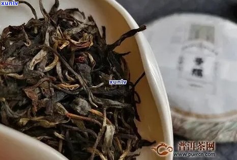 探究普洱老曼峨熟茶的口感特征及其品鉴 *** ：一款全面了解的茶叶体验