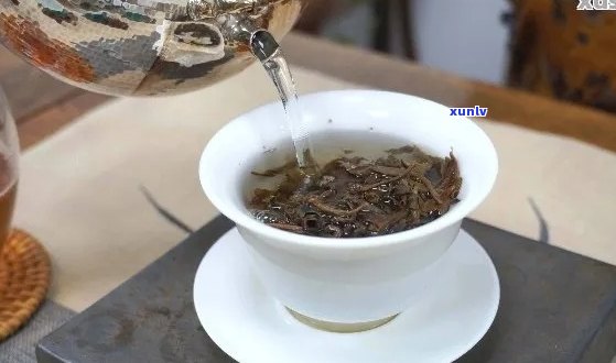 普洱茶泡法：每次泡多少茶叶最合适？如何控制浸泡时间和水？