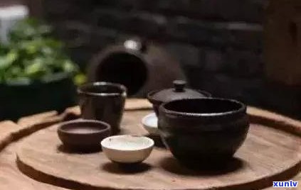 中年人喝普洱茶有什么作用：促进消化，降低血脂，提神醒脑等功效