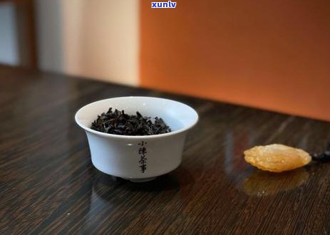 普洱茶的分类：属于绿茶类还是红茶？为什么？