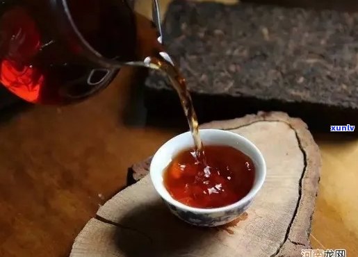 普洱茶喝的是有益菌还是害虫：探讨普洱茶的益处与潜在风险