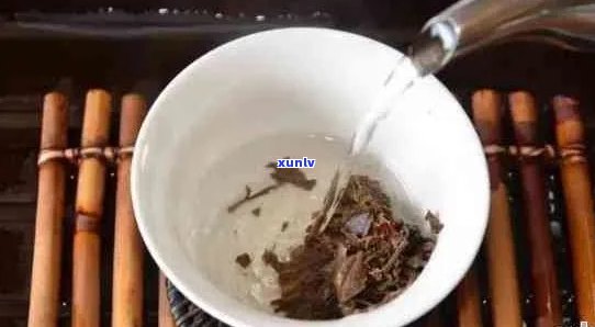 普洱茶泡一次喝不完怎么办：如何处理剩余的普洱茶？