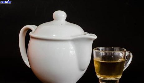 喝熟普洱茶不觉得饿了正常吗？怎么解释？