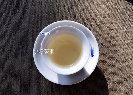 了解白茶、普洱茶的特点及区别：品茶艺术与鉴技巧