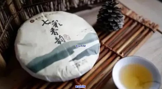 新 '云南特色小佛腊普洱茶七子饼：古树茶韵，纯净口感的深度体验'