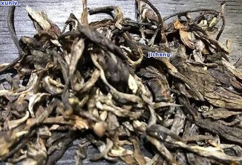 普洱茶梗的全面功效、作用与禁忌：了解其在泡茶和健方面的重要性