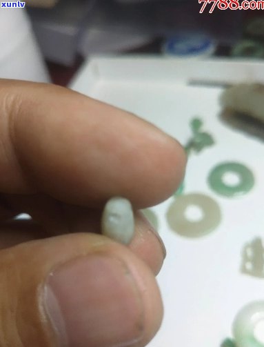 老的翡翠用小苏打