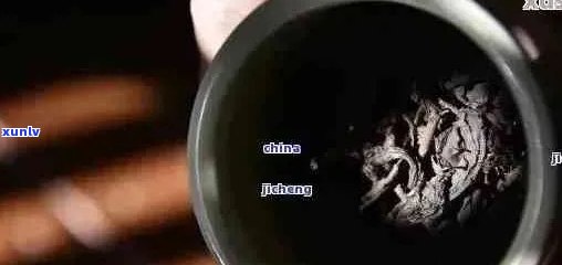 普洱茶泡几天后变黑色正常吗？还能喝吗？