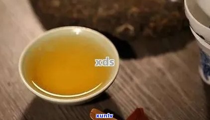 伏天能喝熟普洱茶吗女生：探讨伏天喝普洱茶的好处及影响